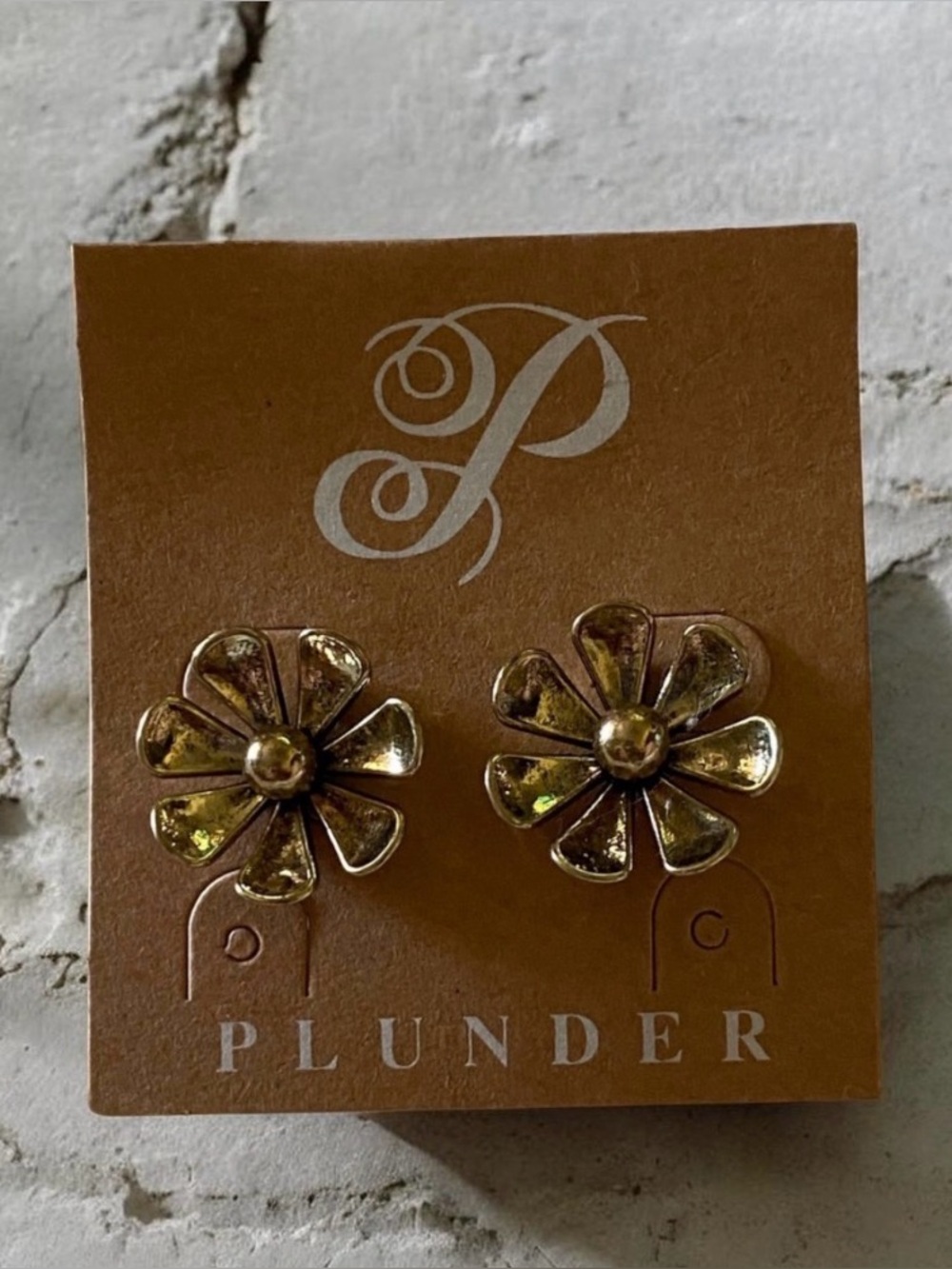 Plunder Gold Flower Stud Earrings